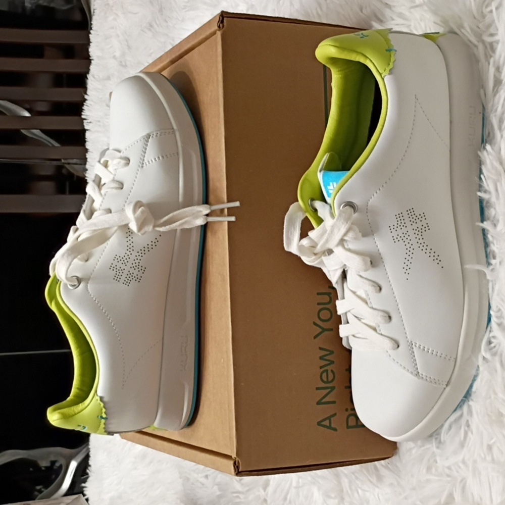 New KURU Classic Roam Women's Sneakers Leather White Size 7.5M Plantar Fascitis